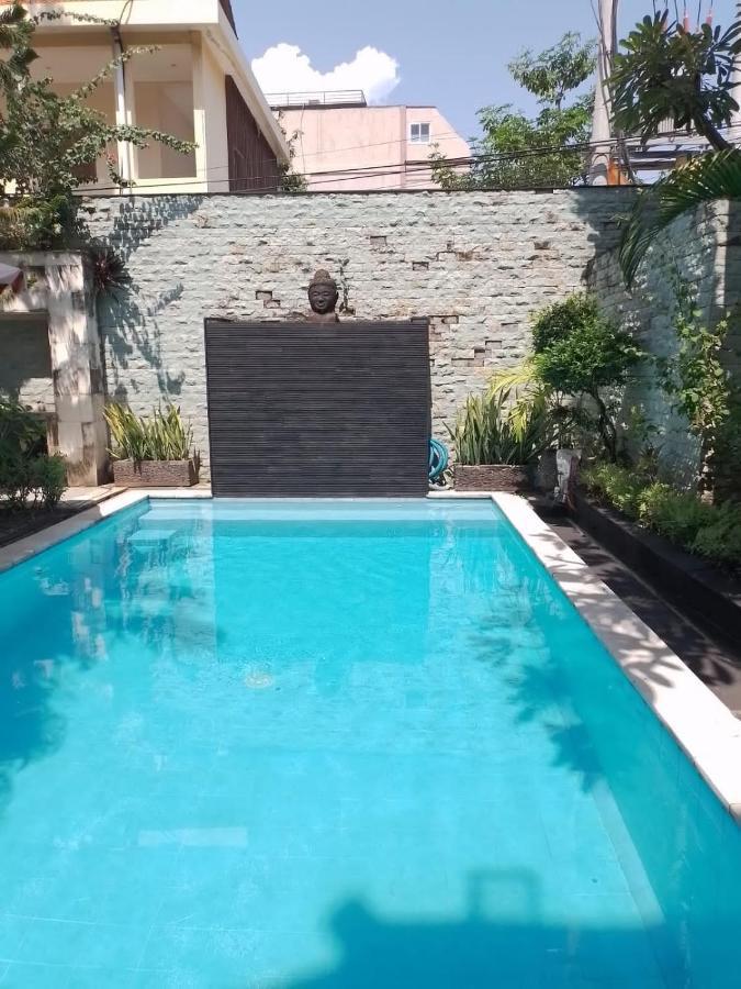 Marinos Place Legian Dış mekan fotoğraf