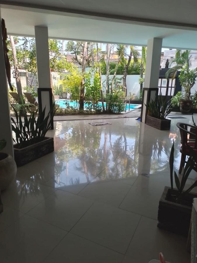 Marinos Place Legian Dış mekan fotoğraf